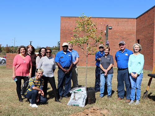 Group attending the Tree Week event