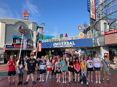 ECTC Students in front of Universal Orlando Resort